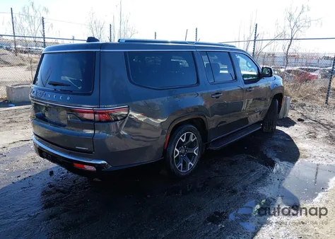 2024 Jeep Wagoneer L Series Iii 4X4 из США, поврежденный, VIN 1C4SJSDP6RS109492